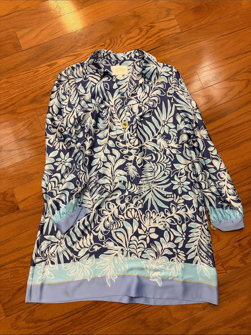 Lilly Pulitzer Navy, Light Blue & Cream Floral Blouse NWOT
